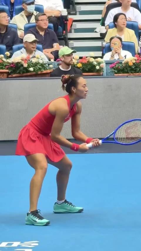 阿森纳VS里尔直播_阿森纳VS里尔免费直播在线观看_阿森纳VS里尔高清直播无插件