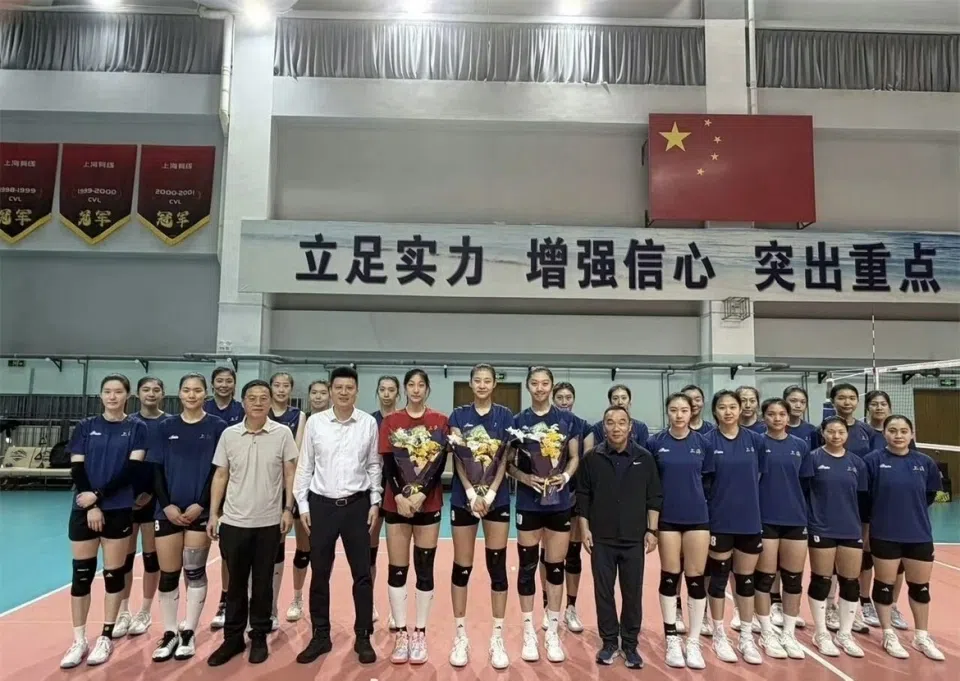 76人直播_76人免费在线高清直播_76人视频在线观看无插件